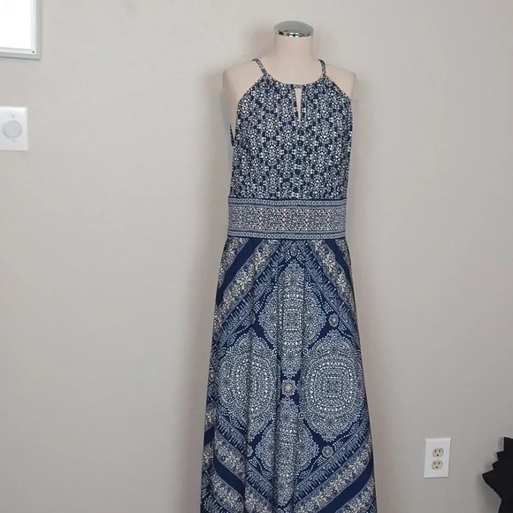 London Times | Dresses | London Times Halter Maxi Dress | Poshmark